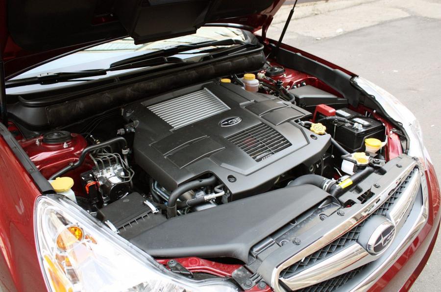  Subaru Legacy 2.5GT 2010 года  (фото 34 из 82)